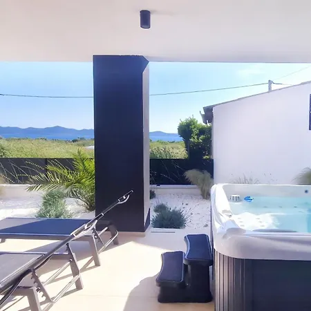 Vila 1 With Hot Tub, Sauna And Sea View *
