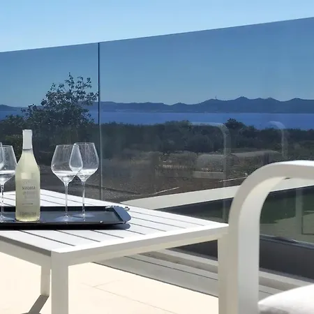 Vila 1 With Hot Tub, Sauna And Sea View