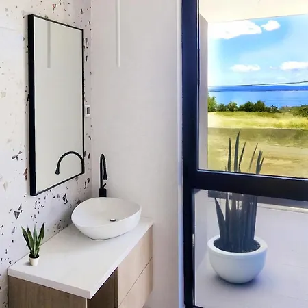 1 With Hot Tub, Sauna And Sea View Kožino