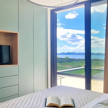 1 With Hot Tub, Sauna And Sea View Kožino